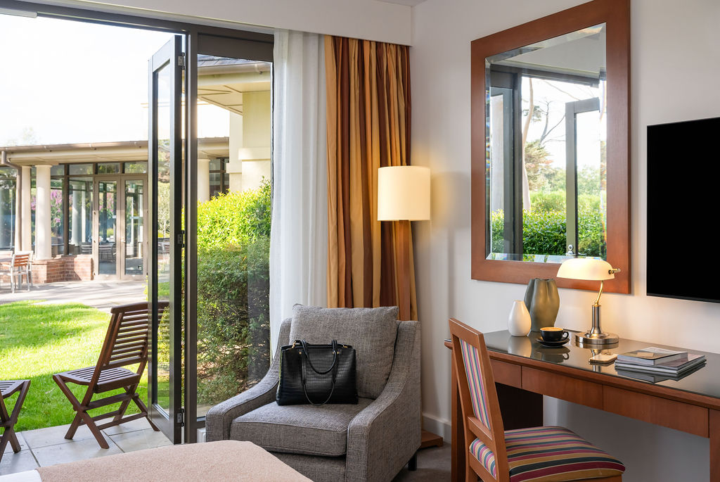 Garden View King Room - Image 3